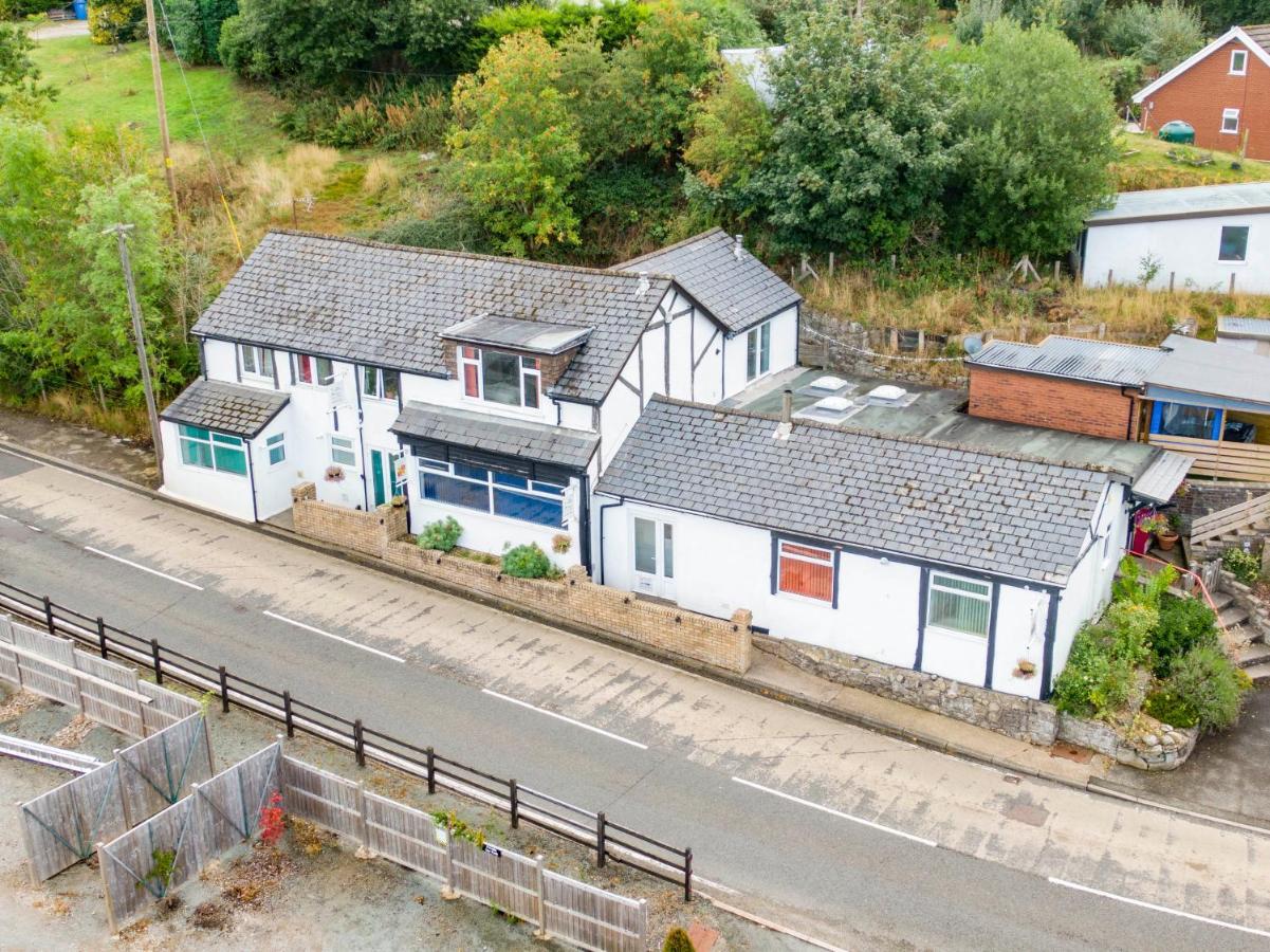 דירות Llandegla Welsh Row House מראה חיצוני תמונה