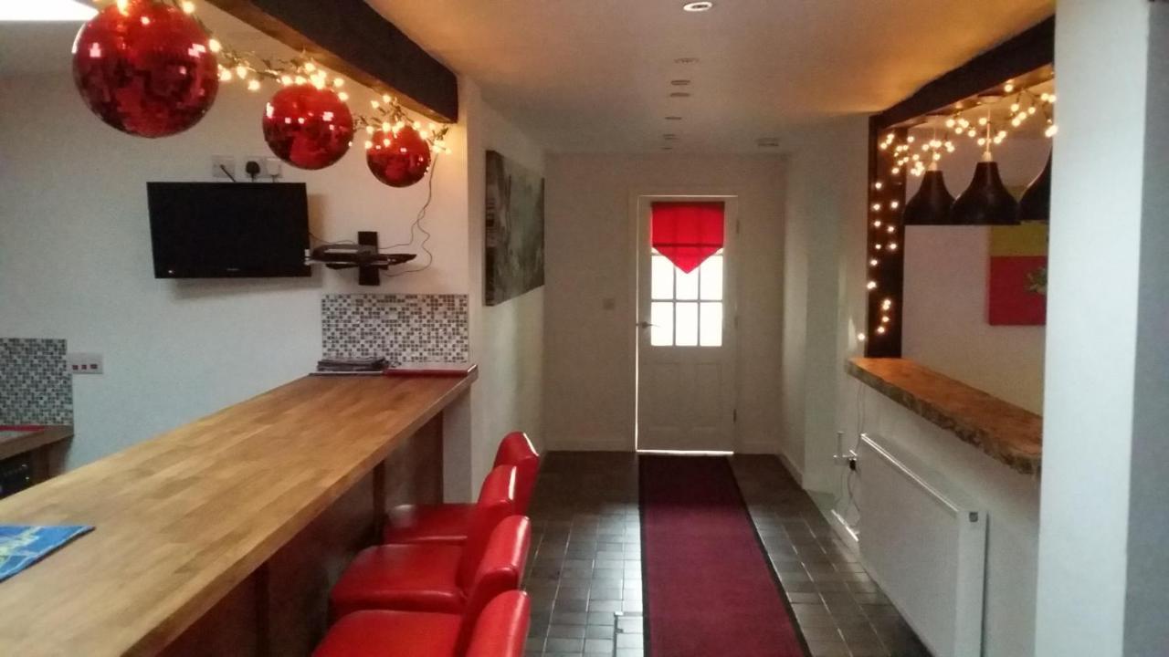 דירות Llandegla Welsh Row House מראה חיצוני תמונה