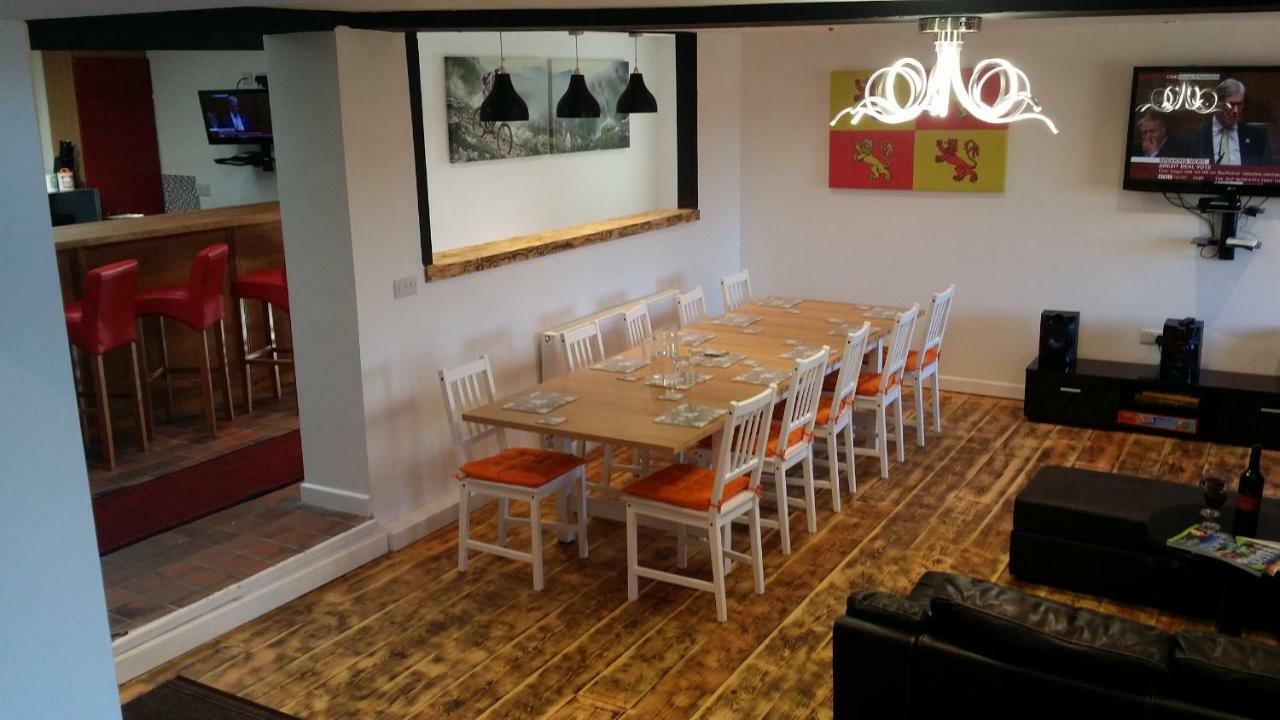 דירות Llandegla Welsh Row House מראה חיצוני תמונה