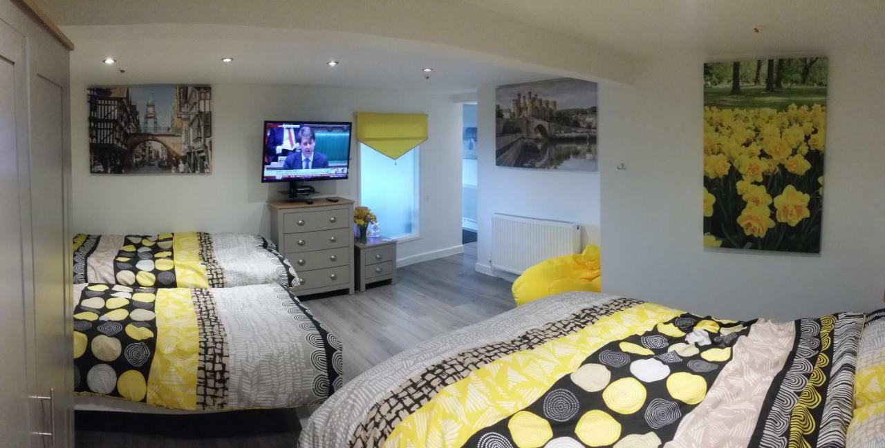 דירות Llandegla Welsh Row House מראה חיצוני תמונה