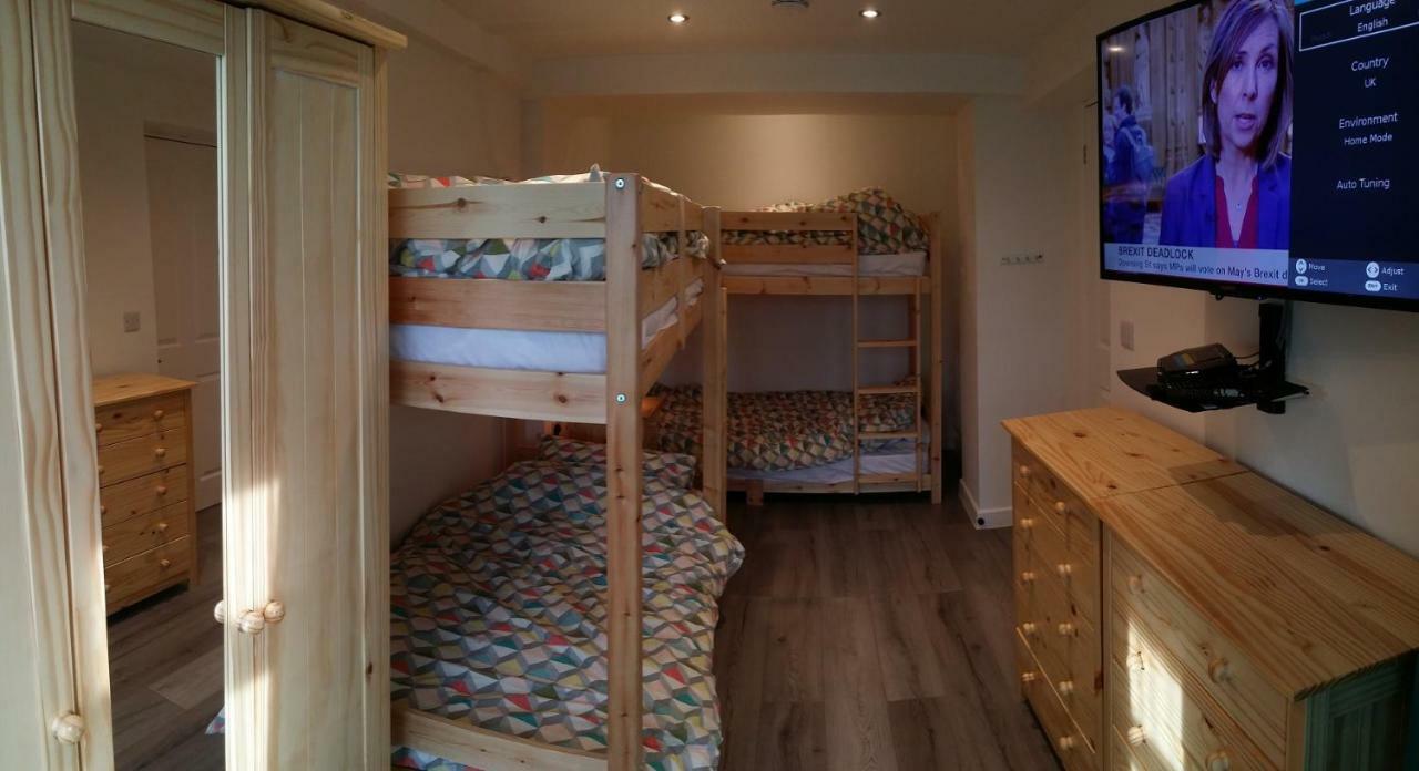 דירות Llandegla Welsh Row House מראה חיצוני תמונה