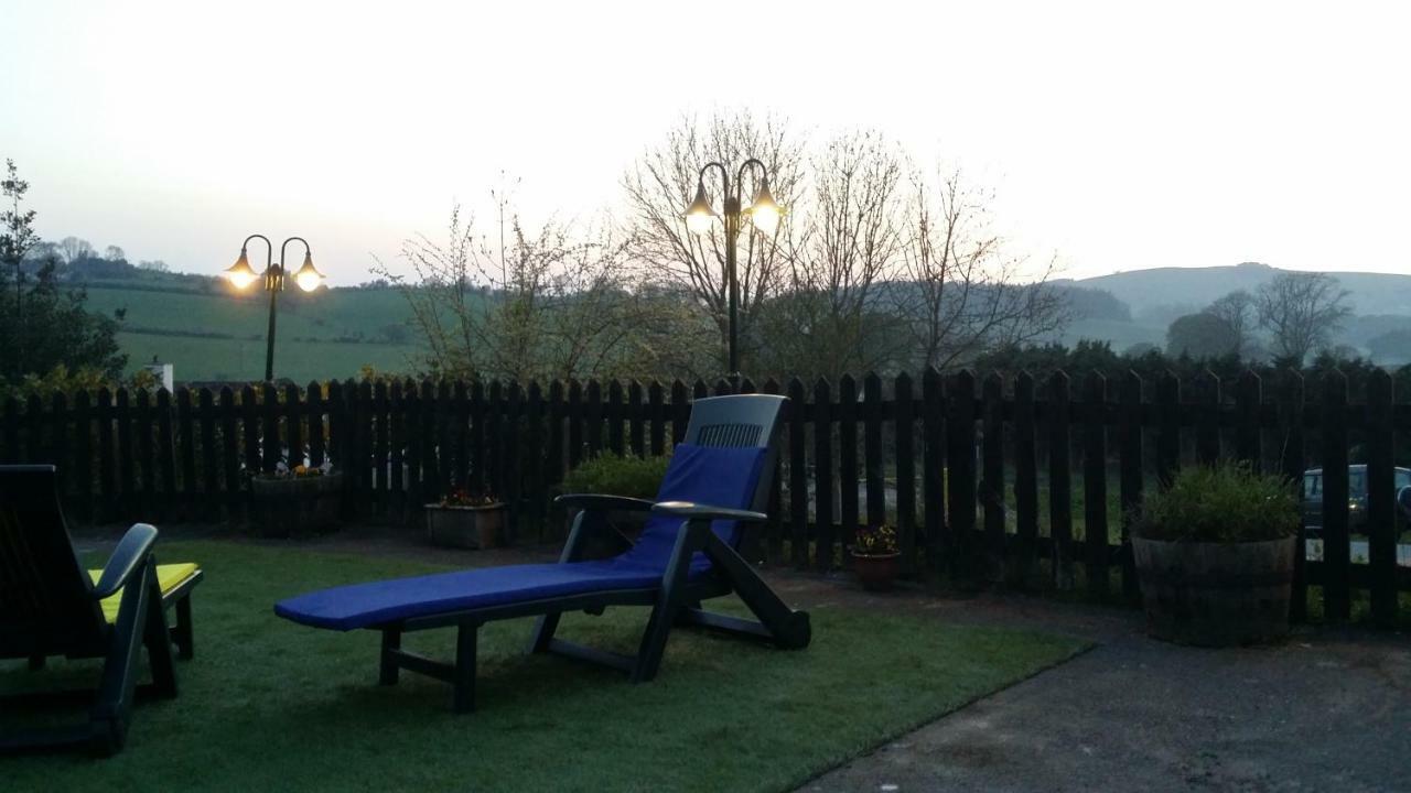 דירות Llandegla Welsh Row House מראה חיצוני תמונה